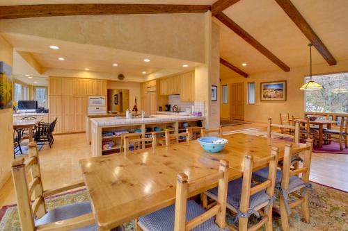 Sun Valley House | 2 Mi to River Run Day Lodge Family-Friendly Home