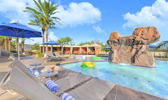North Mountain Hotel | 2 Queen Beds 1BR Suite, Hilton Phoenix Tapatio Cliffs, 7 Pools, Spa - 2 Units