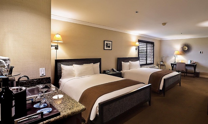 Cupertino Hotel | 2 Queen Beds, Pool, Free Breakfast, Minutes To The Tech Museum of Innovation!