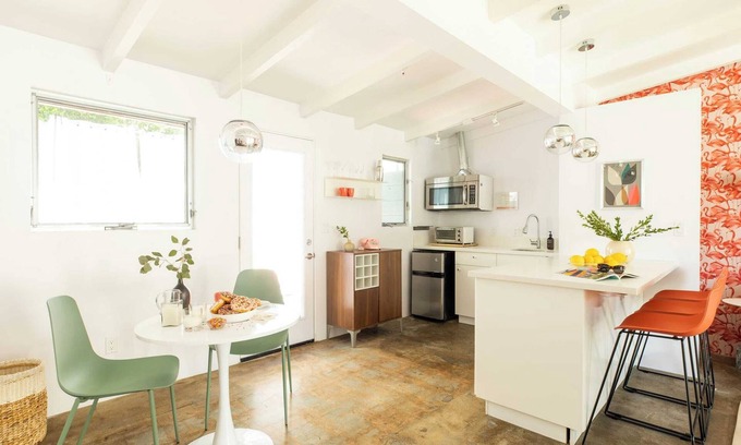 Tahquitz River Estates Cottage | 2 Rooms, Sleeps 8 Retro Hotel w/Pool Wesley King Studio Buyout by Avantstay