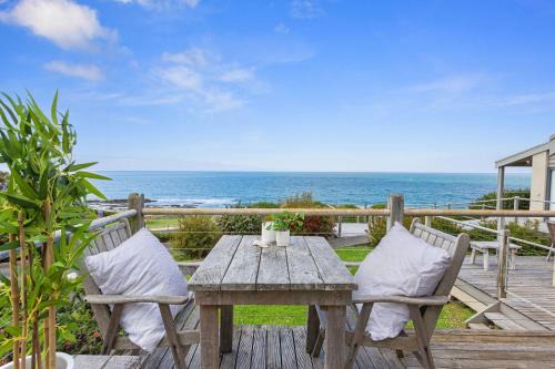 Wongarra Apartment | 2 Whitecrest Great Ocean Road Resort - Ocean Views