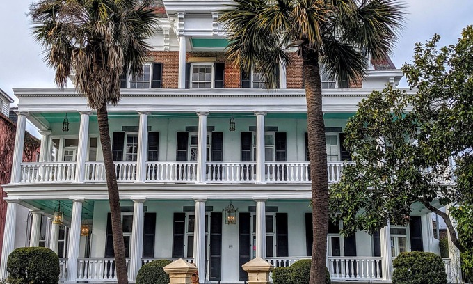 South of Broad Bed & Breakfast | 20 South Battery