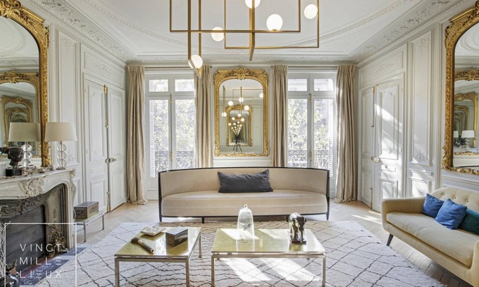 L'Europe Apartment | 200 sqm Napoléon III style - Modern Chic - 3 bedrooms - Champs Elysées