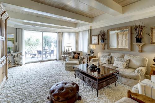 Beach Lagoon House | 2001 Turtle Lane at The Sea Pines Resort