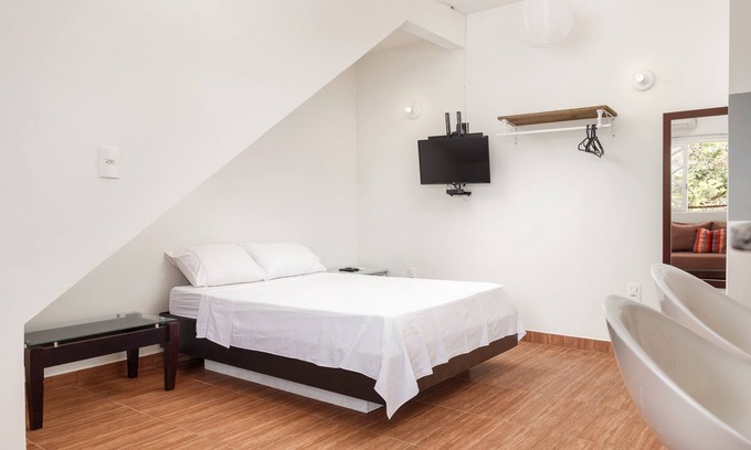 Sao Joao do Rio Vermelho House | 201 Studio Granada