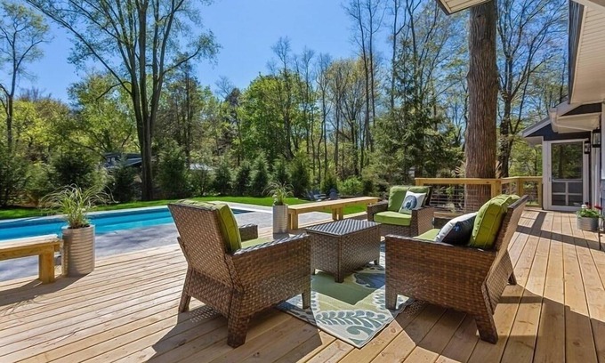 New Buffalo House | (2026 OPEN!) New Buffalo Beauty With Private Heated Pool!