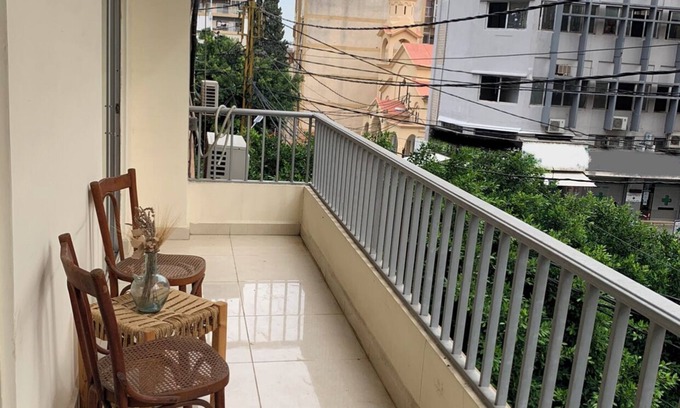 Beirut Apartment | 24/7 Electricity located @ Achrafieh Rmeil , close to downtown & to Mar Mikhael