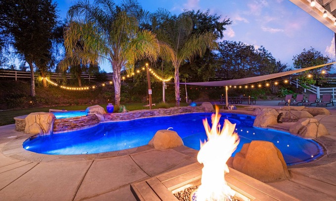 Temecula House | 25% Off Nov WkDays Pool,Spa, 8 Beds, Great Reviews