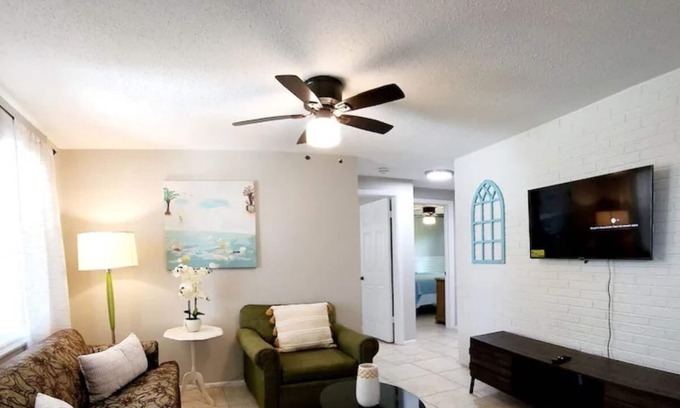 Regency Park Apartment | #27 🛖 The Belleview Cottage Joyful Moments Vacat
