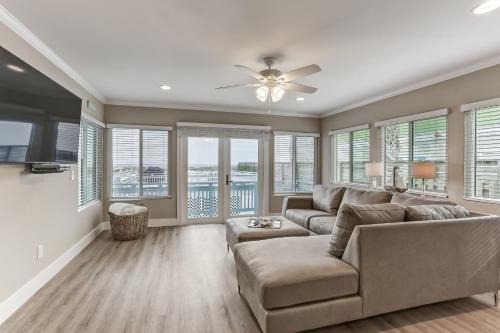 Fernandina Beach House | 2958 S Fletcher Ave