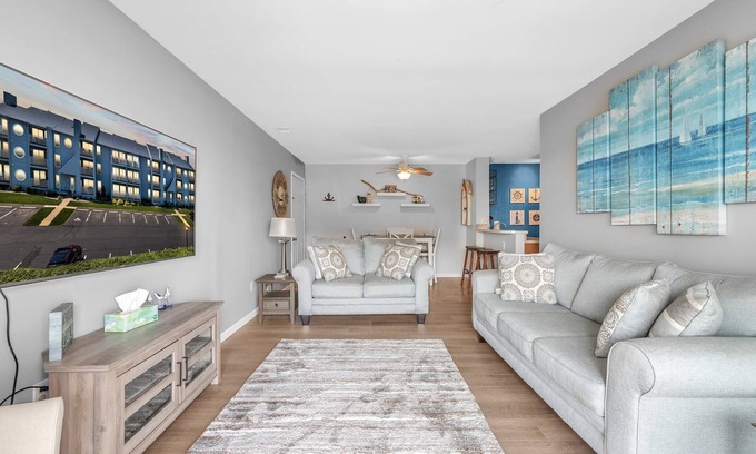 Port Clinton Condo | 2Bd/1Ba, Lake/Riverview Condo; discounts for longer stays