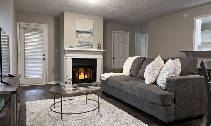 Huntsville Condo | 2BD-2BA Mid-City Condo