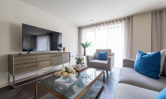 Chigwell Apartment | 2BD, 2BA Urban Oasisn