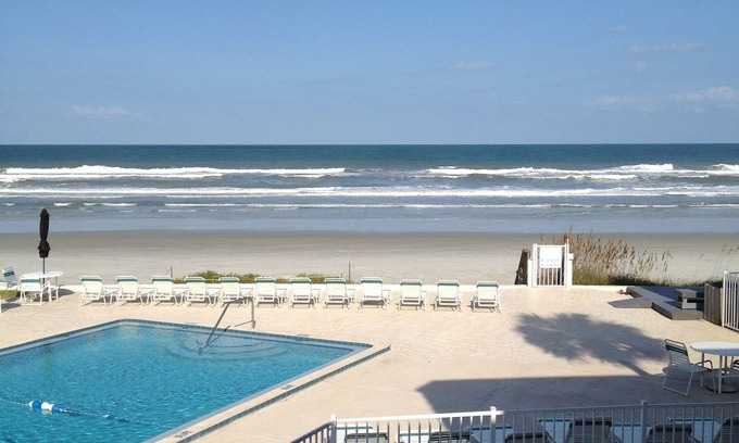 New Smyrna Beach House | 2BR 2BA Direct Oceanfront FALL SPECIAL STARTS NOW! Gr8 Rates, Pickleball, VIEW!