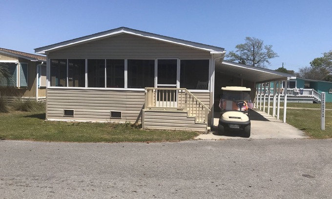 Garden City Villa | 2BR 2BA, FREE GOLF CART, SLEEPS SEVEN, WEEKS OPEN IN MAY, PET FRIENDLY !