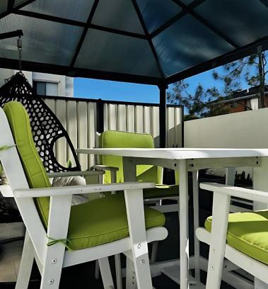 Parramatta Apartment | 2BR 2BA Paramatta with Private Deck - SYD16