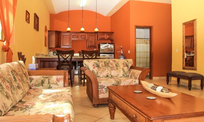 West End House | 2BR/2BA VILLA 3C