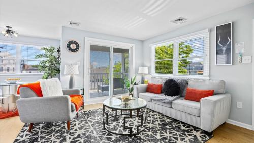 North End House | 2BR Beach Escape - Walk to Boardwalk - Parking