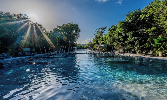 Playacar Apartment | 2BR GROUND floor: Pool, Hot tub, Big Gym, Beach Access LUX AWA Playacar