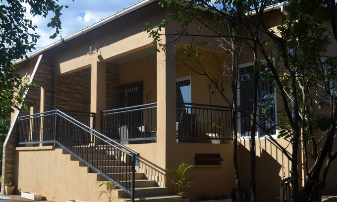 Chipata House | 2BR HOME - WiFi + Parking nHomz Cottage - Chipata. Zambia.