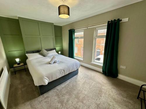 Ormeau House | 2br Ormeau Central