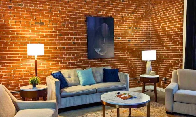 Downtown St. Louis Apartment | 2BR with W&D Mins To Busch Stadium STLDowntown