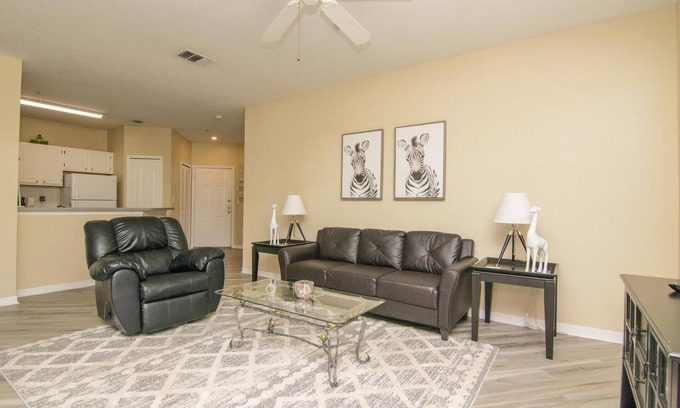 Tampa Condo | 2nd Floor - 2 bedroom 2 bath Condo - Close Downtown Tampa