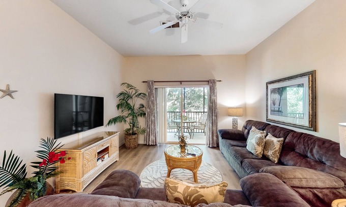 Bahama Bay Condo | 2nd floor condo w/basketball court, pools, near theme parks, tennis court