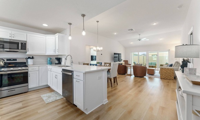 Sumter County House | 3/2 in The Village of Waters Edge w/Golf Cart