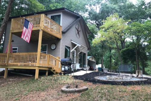 Harbor House House | 3-BDR Direct Waterfront Cottage