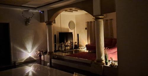 Angre Apartment | 3-Bed Apartment Sleeps 6 - Garden Parking Pets