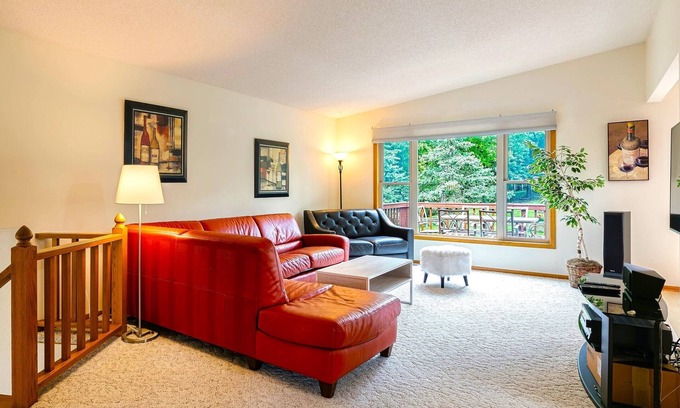 Plymouth House | 3 Bed House in quiet area/near Downtown Minneapolis/MOA/MSP airport/private host