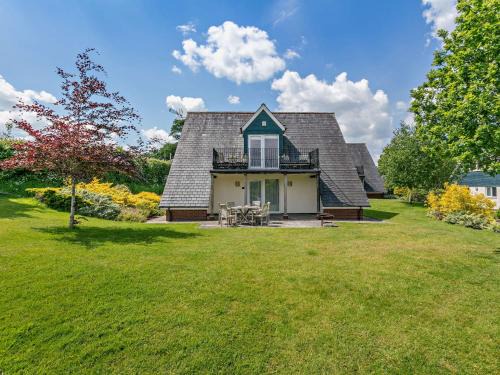 Broadwoodkelly House | 3 Bed in Crediton WAIE2