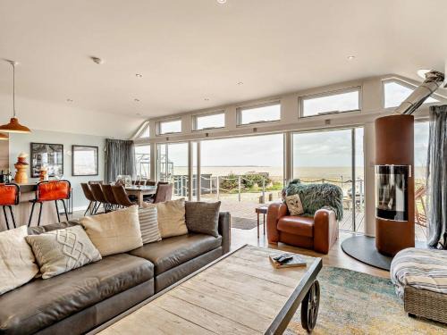 Whitstable House | 3 Bed in Whitstable 91641