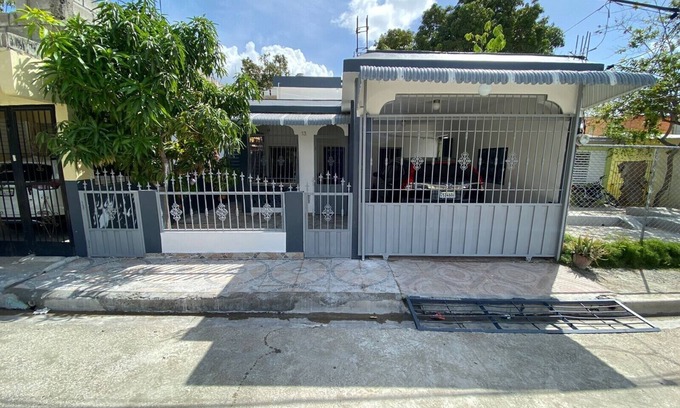 San Juan Province House | 3 bedrooms- 2 bathrooms home in residential area