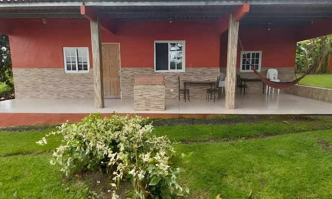 El Palmar House | 3 bedroom, 1 bath home with pool access, 10 minutes from the beach.