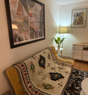 Elysian Heights Apartment | 3 Bedroom 2min to Dodger Stadium