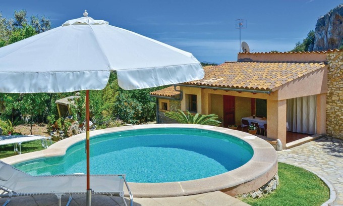 Mancor de la Vall House | 3 bedroom accommodation in Mancor de la Vall