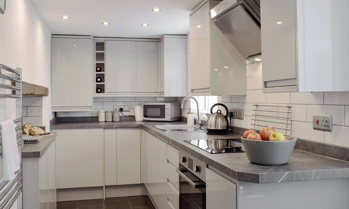 Tan-y-groes Cottage | 3 bedroom accommodation in Sarnau, near Tresaith