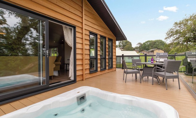 Narberth Ski Chalet | 3 bedroom accommodation in Narberth