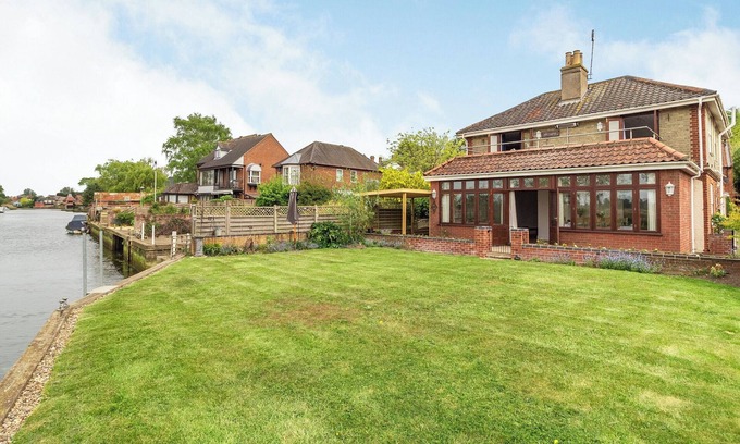 Beccles Cottage | 3 bedroom accommodation in Beccles