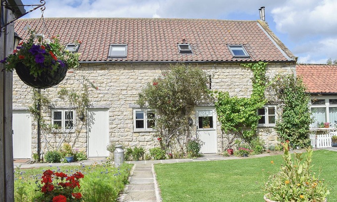Scawton Cottage | 3 bedroom accommodation in Little Edstone, near Pickering