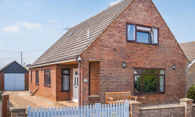 Bacton Cottage | 3 bedroom accommodation in Bacton