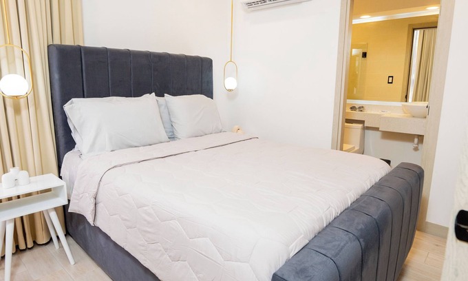 San Pedro Sula Apartment | 3-bedroom apartment in enchanting San Pedro Sula with AC, fitness room