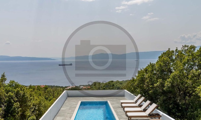 Kostrena Apartment | 3 bedroom awesome apartment in Kostrena