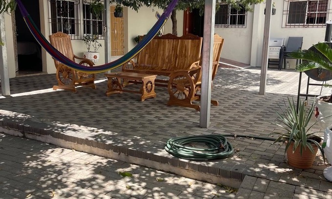 La Union House | 3-bedroom house in pleasant La Union with AC, WiFi