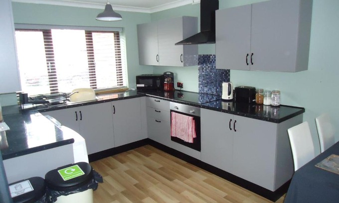 Market Deeping Apartment | 3 bedroom house, Market Deeping -nr Peterborough, Stamford, Spalding