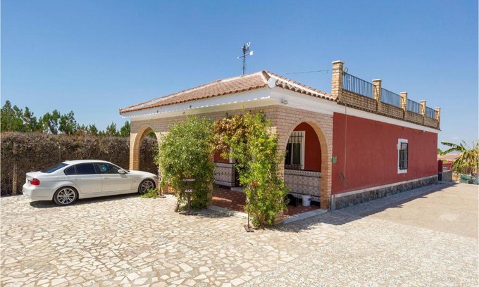 Olivares House | 3 Bedroom Lovely Home In Olivares