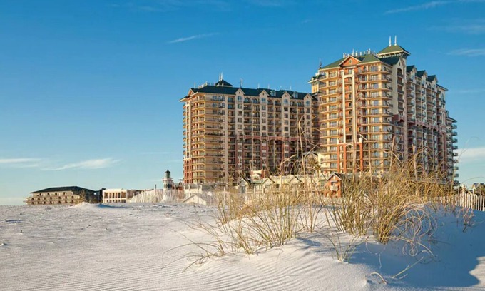 Destin Resort | 3 Bedroom Plus, Bay View, on Destin Beach. Wyndham Emerald Grande!