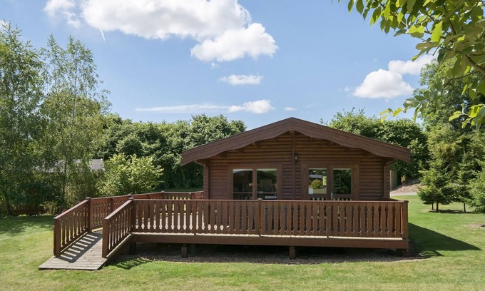 Winchester House | 3 bedroom, Scandinavian Log Cabin, Winchester